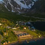 Деревянный коттедж Lyngen Aurora *
