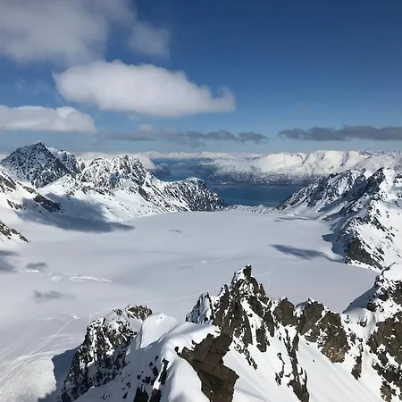 山林小屋 Lyngen Aurora Koppangen