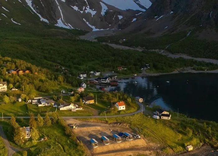 Alojamento de Turismo Selvagem Lyngen Aurora *